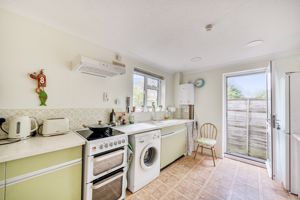 Kitchen- click for photo gallery